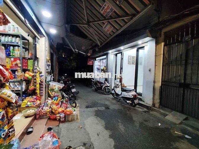 OTO VÀO NHÀ- KINH DOANH ĐỈNH - TRUNG TÂM BA ĐÌNH - 40M
