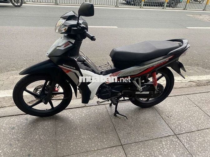 Honda wave blade 2021 mới 90% Bstp chính chủ