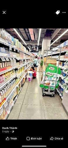 CHUỖI CỬA HÀNG  KV Q5&Q1 TUYỂN NV NAM NỮ