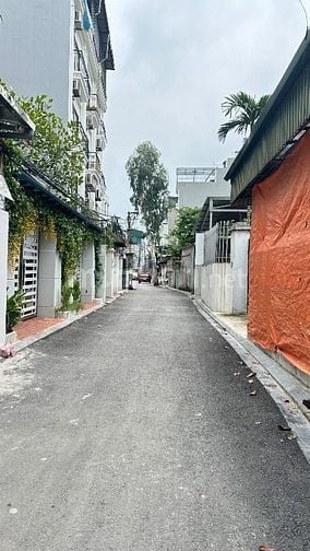 Nhà Lô Góc Đối Diện AEON Long Biên Ngõ Thông đường Ôtô tránh giá tốt