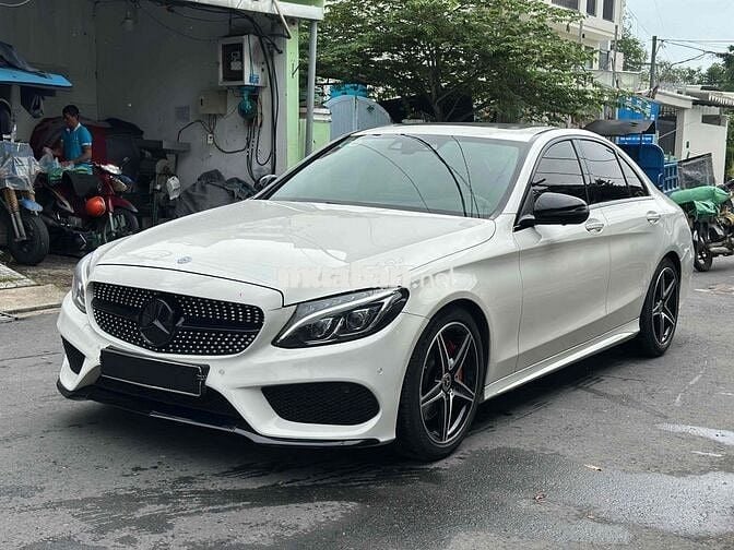 Mercedes Benz C Class 2016 C300 AMG - 99000 km