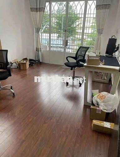 Nhà 1 Trệt 2 Lầu Sân Thượng 4PN Đường 10m Gần Cầu Phú Mỹ Quận 7