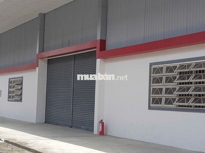 Cho thuê kho xưởng 1.680m², QL1A, Cần Giuộc, Long An , đường container