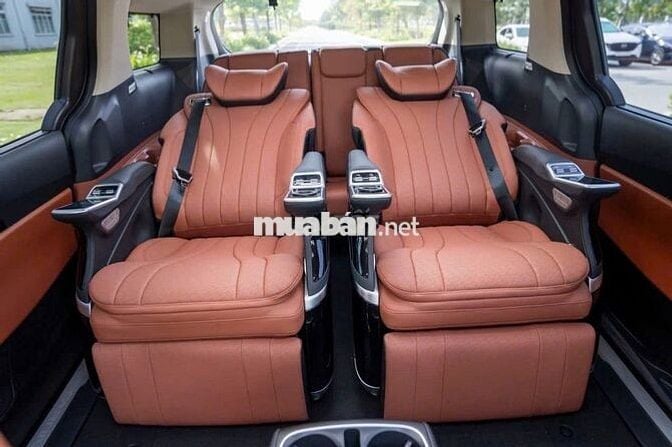 KIA CARNIVAL HYDRID BẢN GHẾ THƯƠNG GIA 2025