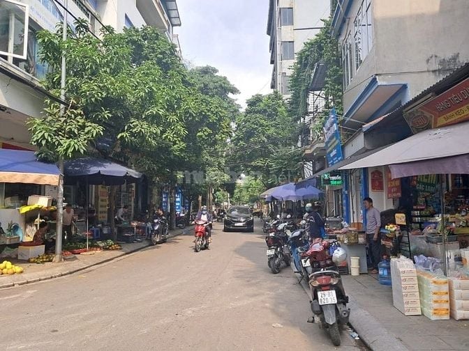 Bán nhà 100m2, mặt ngõ Xuân La, Kinh doanh, An Cư, Đầu tư sinh lời cao