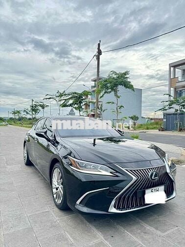 Lexus ES 2020 250 - 27600 km