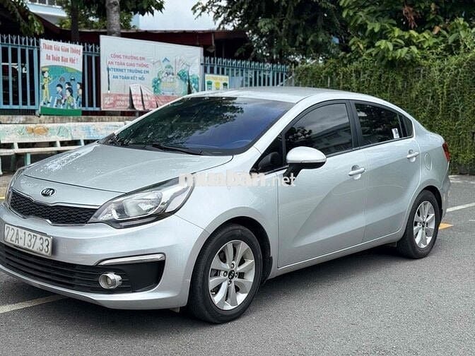 Kia Rio 2015 1.4 AT Sedan - 98000 km