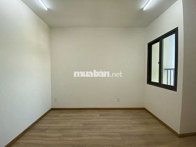 bán gấp căn hộ block C, 2 PN, giá 2 tỷ160,nhà mới 100%,view đẹp