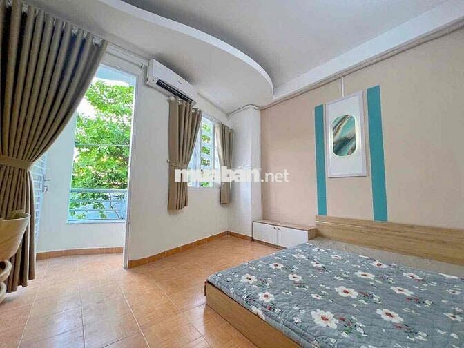 2 phòng ngủ 1 phòng bếp đầy đủ nội thất ngay công viên Phú Lâm