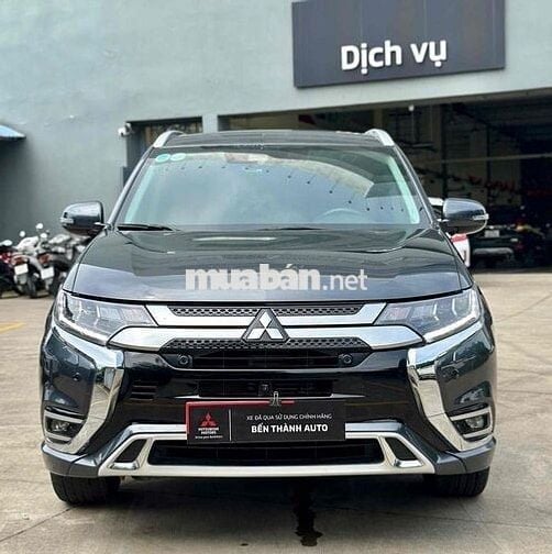 OUTLANDER PREMIUM 2023 ĐI 30.000KM - TRẢ GÓP BANK