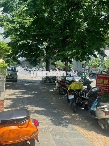 BÁN NHÀ RỘNG, Ô TÔ ĐỖ CỬA, 3 BƯỚC RA PHỐ, XÂY MBKD, VĂN PHÒNG, CCMN,