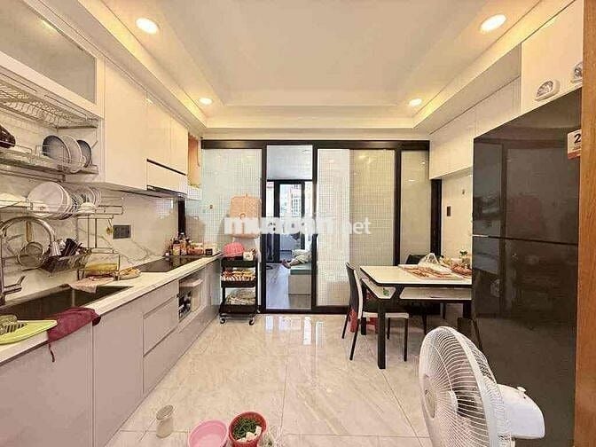 MẶT TIỀN KINH DOANH THÍCH QUẢNG ĐỨC - 60M2 - 5 TẦNG - 14.X TỶ