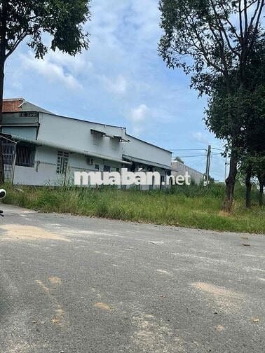 Chủ gửi ra gấp lô đất mặt tiền 9m