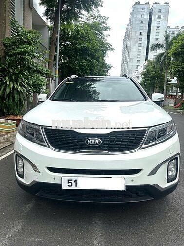 Bán xe Sorento 2014 GATH,bản new,cửa sổ trời