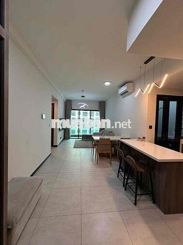 Độc quyền cho thuê Delasol 2pn nhà đẹp ạ