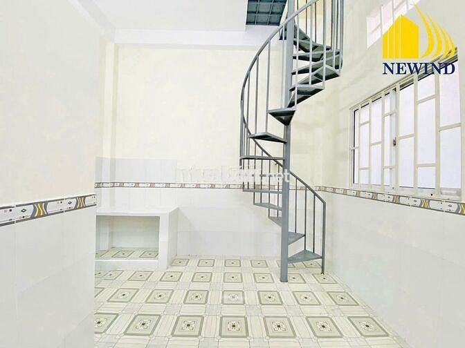 Cho thuê phòng trọ trệt, gác cao ban công. Điện nhà nước, gần KCX, UFM