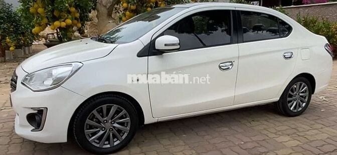 Mitsubishi Attrage 2014  - 180000 km