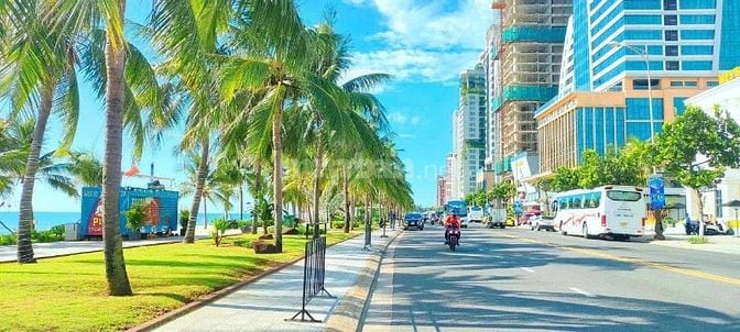 Bán nhà 3 tầng 140m2, ngang 7m đường Võ Nguyên Giáp ngay khu phố Tây 