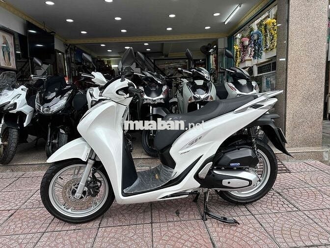 Honda SH 150i 2022 Trắng BSTP Chính Chủ