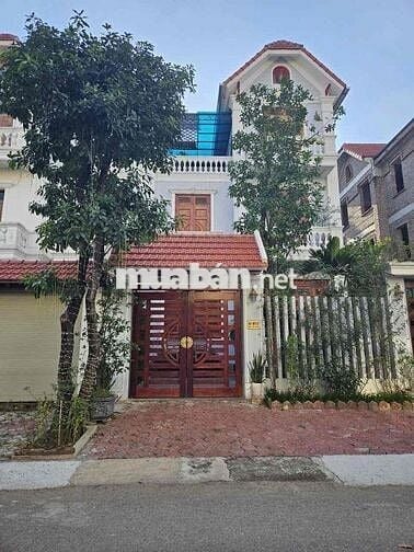 40Tỷ có ngay căn Biệt Thự Làng Việt Kiều Châu Âu- Mỗ Lao