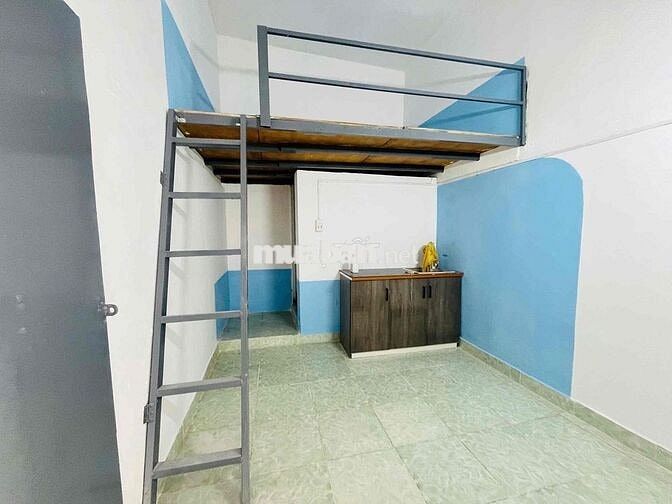 Trống sẵn phòng trọ giá rẻ ngay cầu Chà Và qua quận 5 chỉ 3p