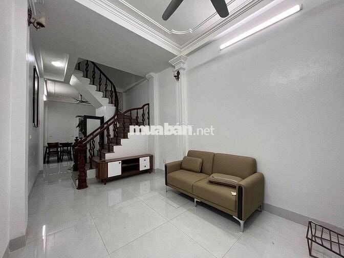 Nguyên căn 5 phòng ngủ 3wc ở 159 Phùng Khoang- Tố Hữu- Thanh Xuân
