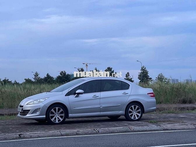 Peugeot 408 2014 Premium - 23000 km