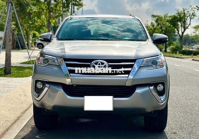 Toyota Fortuner 2018 2.7V 4x2 AT - 140,000 km.