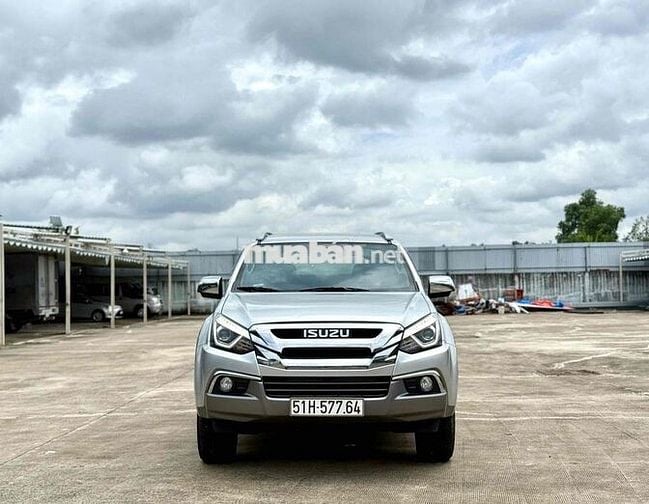 🆘🆘🆘MU_X 1.9Turbo 10/2019 Số Sàn Máy Dầu Nhập Thái