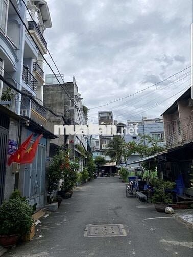 NHÀ ĐẸP CHO THUÊ 10.5TR 2PN2WC ĐƯỜNG XE TẢI