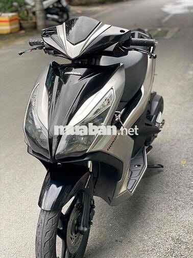 BÁN XE AIRBLADE ĐEN XÁM TITAN NHƯ HÌNH