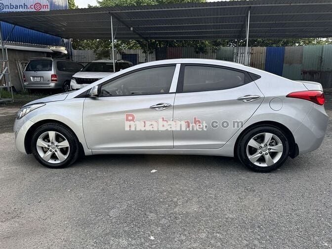 Hyundai Elantra 1.8 AT 2013 - 285 Triệu