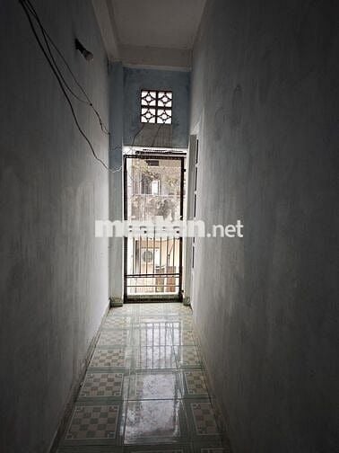 Cho thê phòng trọ bình dân, đối diện chợ Hoàng Hoa Thám Tân Bình