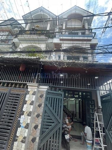 BÁN NHÀ 1 TRỆT 1 LẦU Q.12 (4.2x16), 4PN, 3WC, GIÁ 4 TỶ 850TR