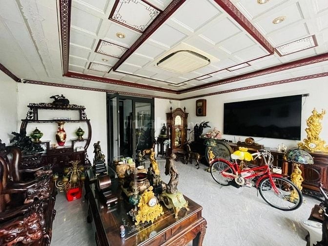 Bán nhà Nguyễn Cảnh Dị - Đại Kim 90m2, đường 10m, vỉa hè, ô tô tránh