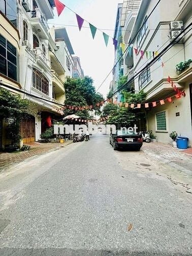 Nhà phân lô Phạm Tuấn Tài, Cầu Giấy 70m2 , 5T , Ô tô tránh- 26.5 Tỷ