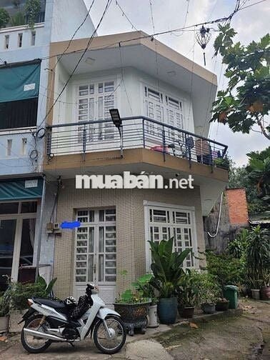 👉Cần Bán nhà Gốc 2mặt tiền 1trệt 1lầu 2pn 2wc 1bếp DT 4x10 Sổ hoàn c
