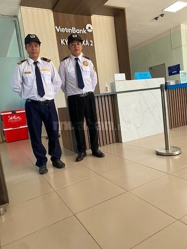 bảo vệ tại hệ thống cửa hàng tran sức