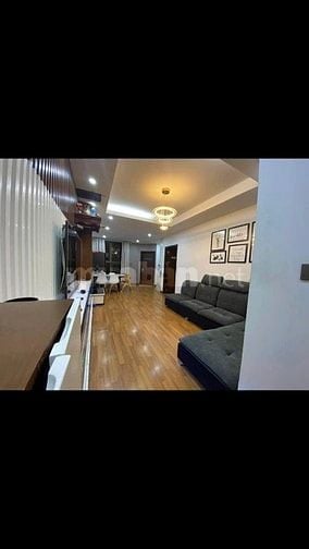 Cho thuê căn hộ chung cư V1 - Homecicty