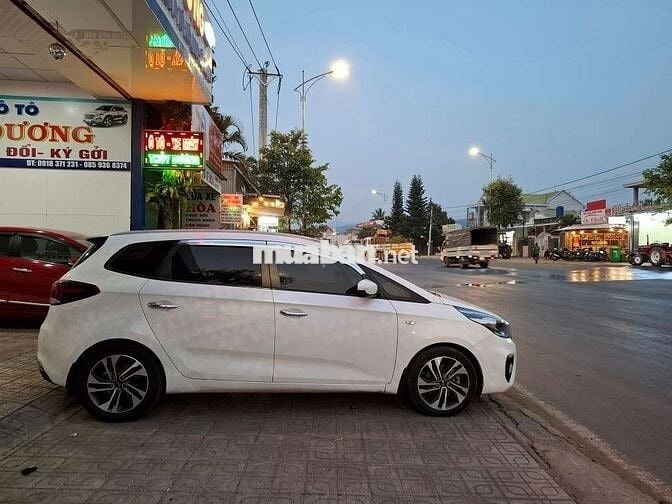 Kia Rondo 2020 Deluxe - 82000 km