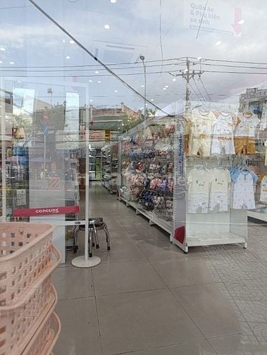 Cửa hàng cần tuyển tạp vụ, phụ kho  khu vực  Bình Tân 