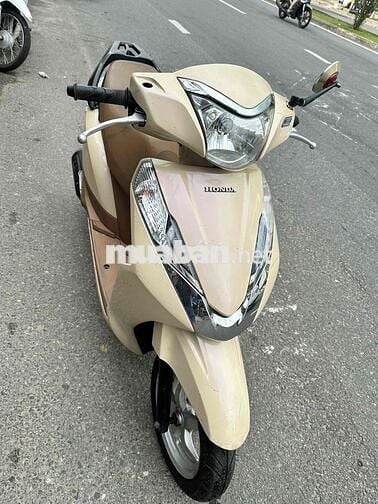 cần bán xe lead 2015 biển 43 chính chủ