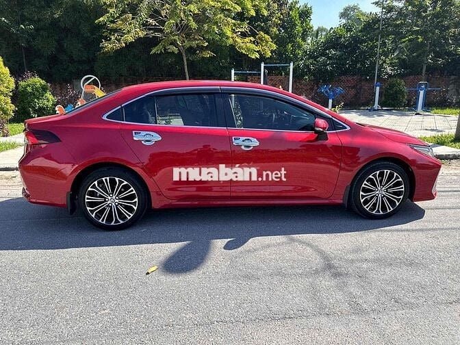 Toyota Corolla Altis 2023 1.8V - 27000 km