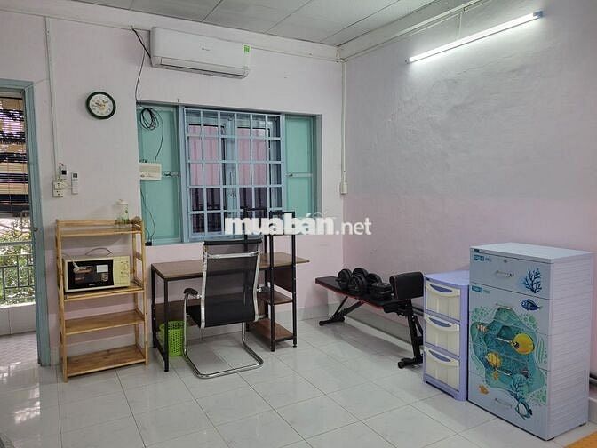 Cho thuê căn hộ đẹp 36m2 nội thất đầy đủ trên đường Ngô Gia Tự Quận 10