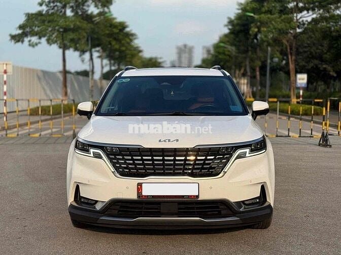Kia Carnival 2021 2.2D Signature - 65000 km