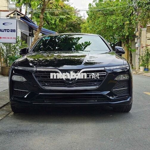VinFast Lux A2.0 Premium 2021 - 43000 km