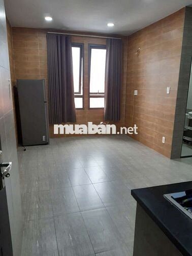 Nhà hẻm xe hơi và căn hộ cao cấp