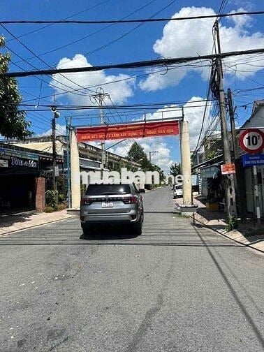 NHÀ MẶT TIỀN ĐƯỜNG ĐINH TIÊN HOÀNG TRỤC CHÍNH VÀO KHU DÂN CƯ PHƯỜNG 8,