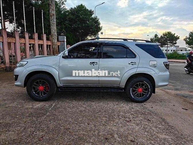 Toyota Fortuner 2013 2.5G 4x2 - 250000 km