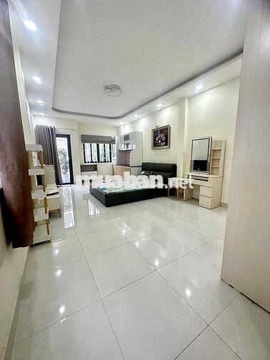QUẬN 10- BAN CÔNG MỚI 100% - GẦN VẠN HẠNH MALL, HUFLIT, ĐH Y DƯỢC